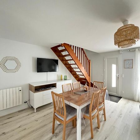 Jolie Maison Bord De Mer Dinard Bagian luar foto
