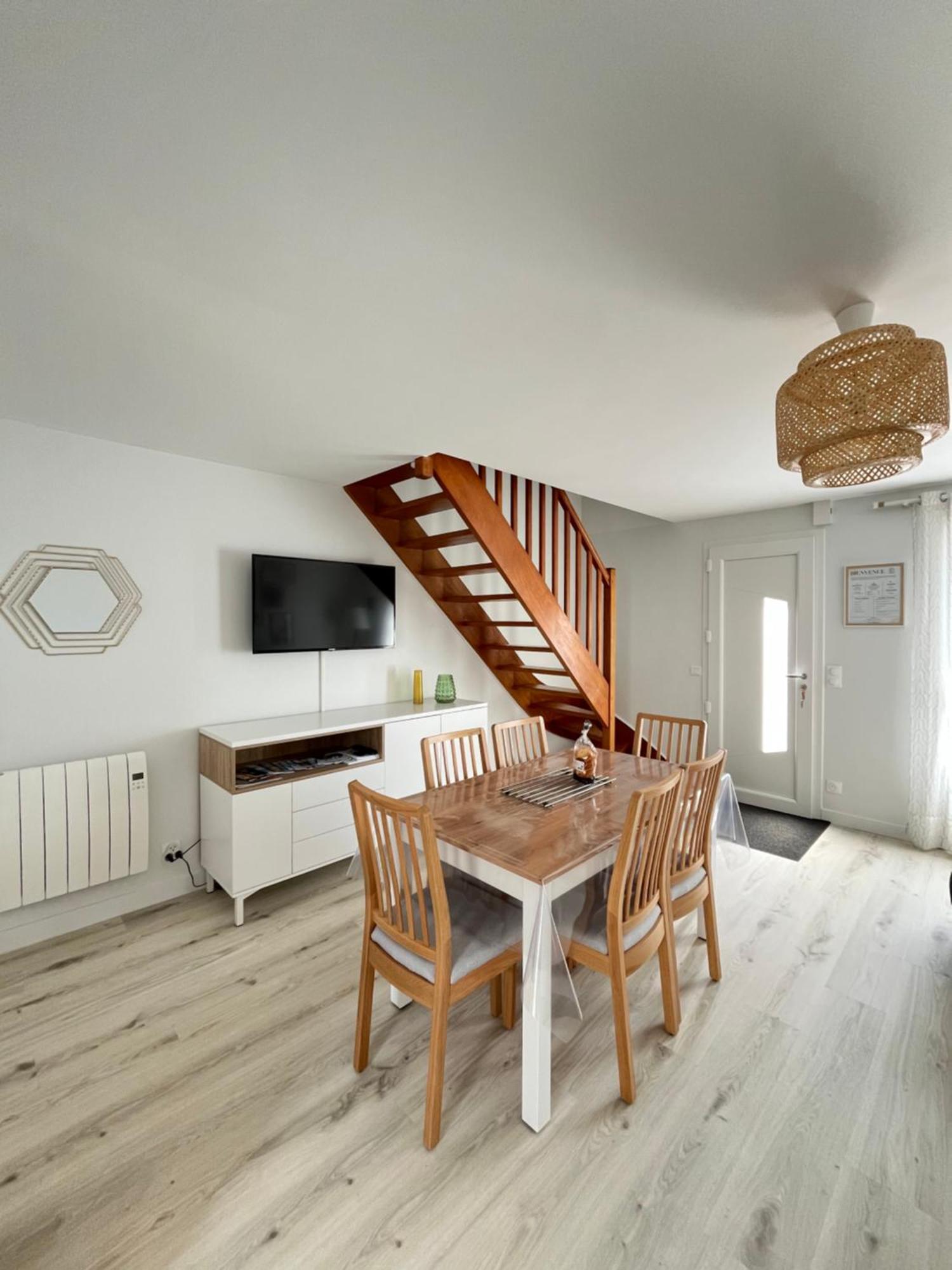 Jolie Maison Bord De Mer Dinard Bagian luar foto